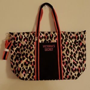 Victoria's Secret Large Weekender Tote NEW!